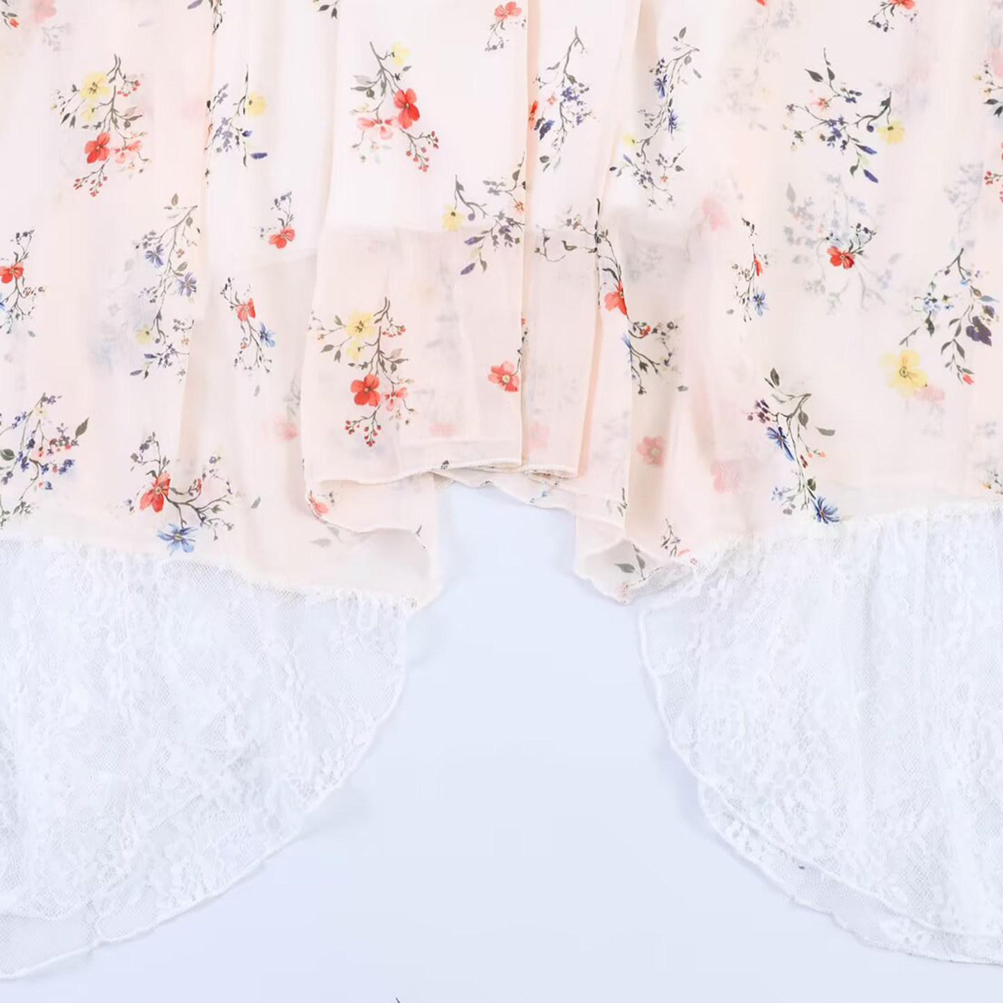 Fashionable Lace Trim Hem Slee - Summer Line Clothing Brand recension och pris