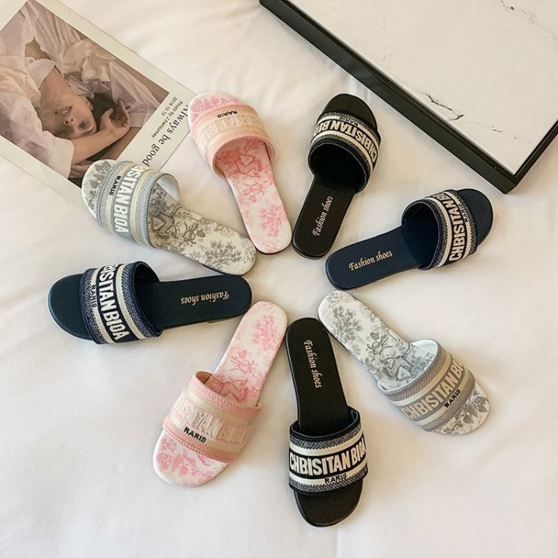 Women's Fashion Flat Slippers  - Summer Quotes recension och pris