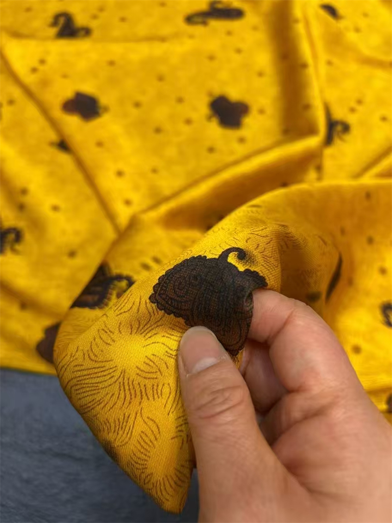 Summer Soft Breathable Yellow  - Soft Summer Yellow Clothing recension och pris